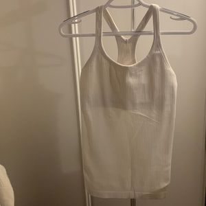 Ebb to street lululemon tank top with bra liner size 6